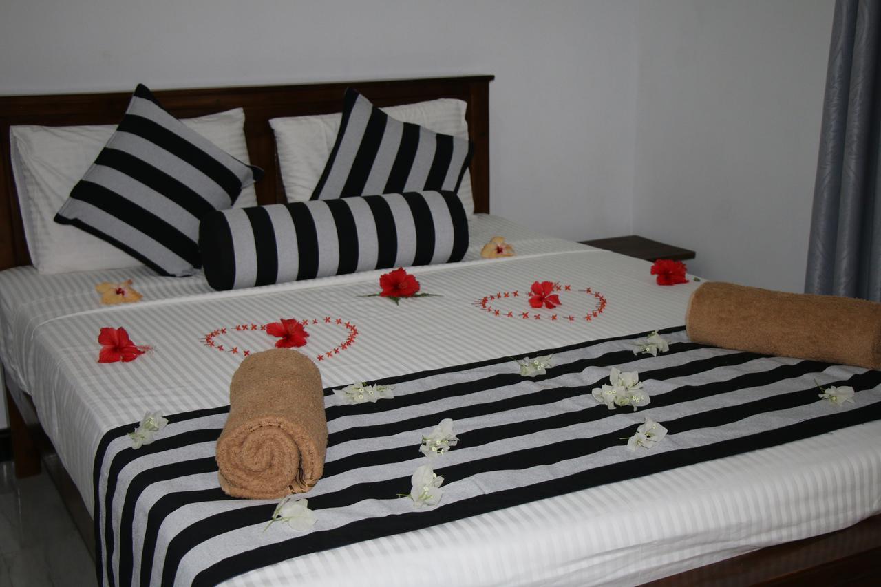 Habarana New Star Homestay Esterno foto